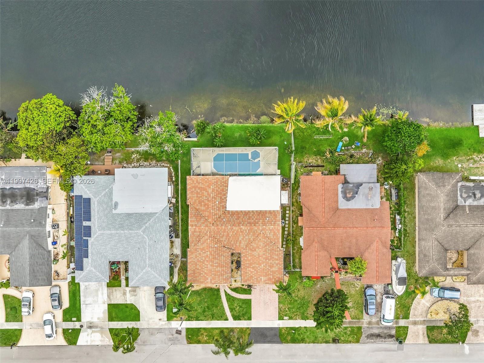 RAINBOW LAKES - Residential