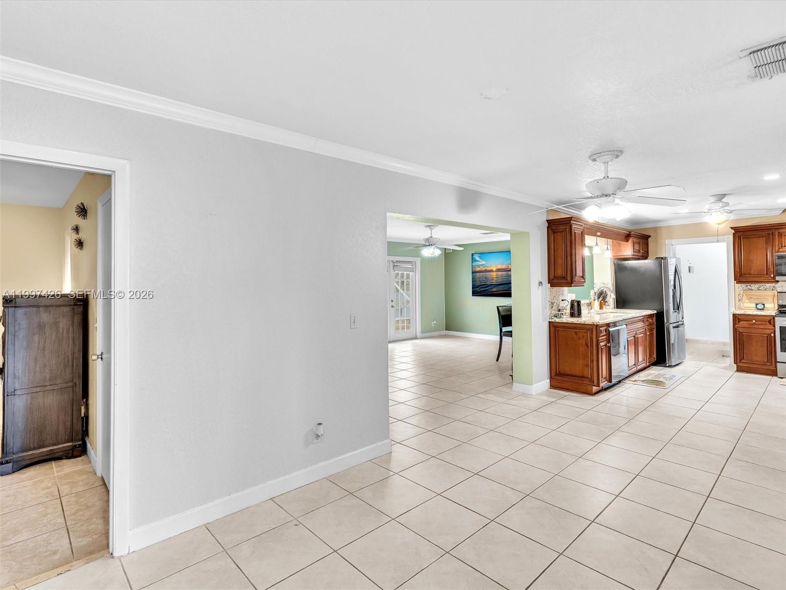 RAINBOW LAKES - Residential