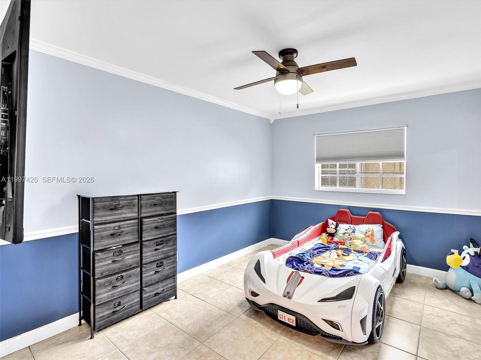 RAINBOW LAKES - Residential