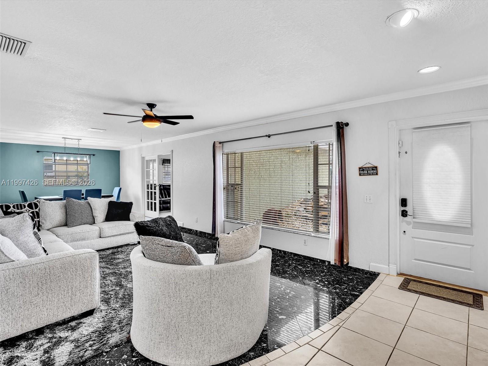 RAINBOW LAKES - Residential