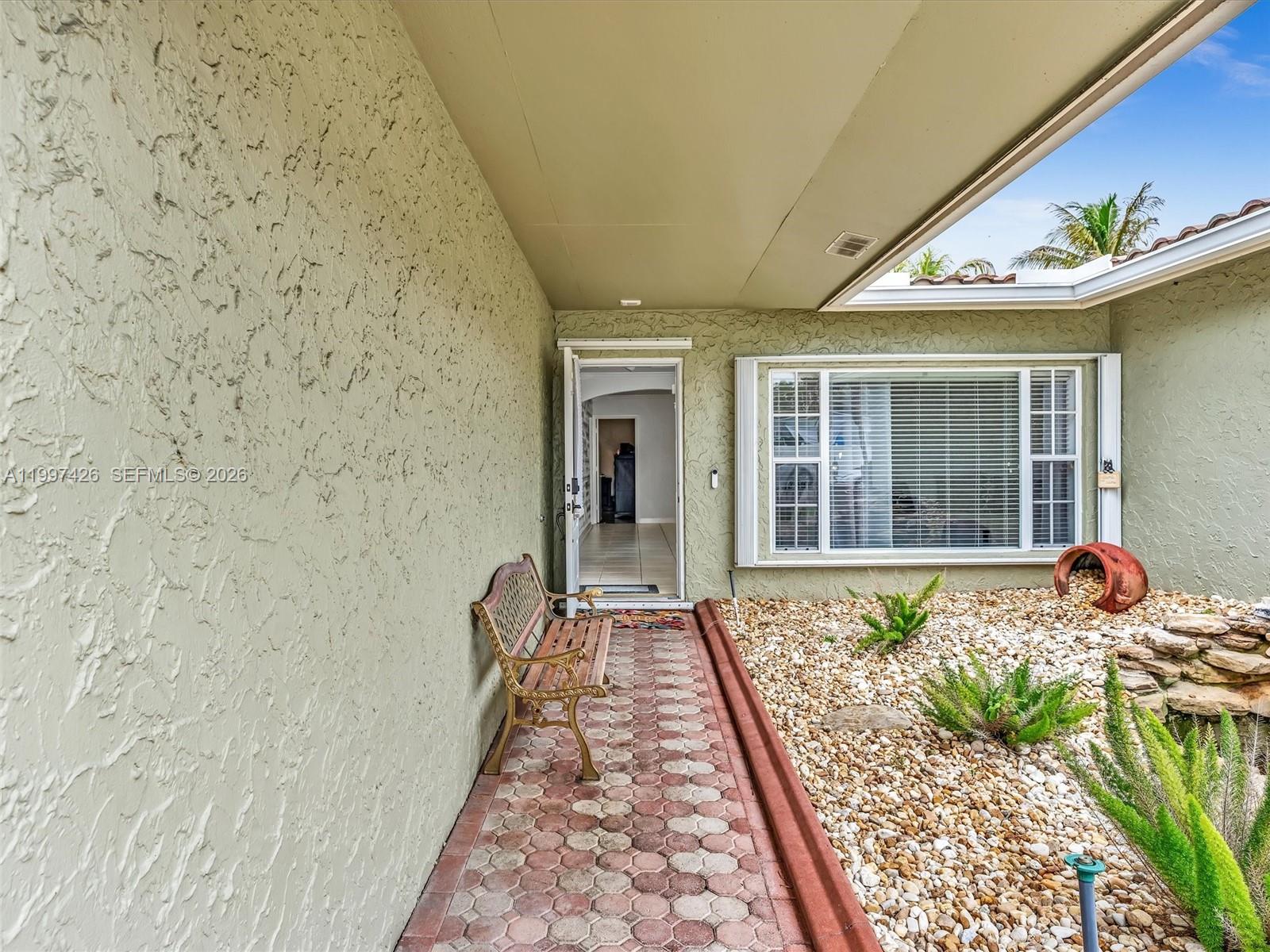 RAINBOW LAKES - Residential