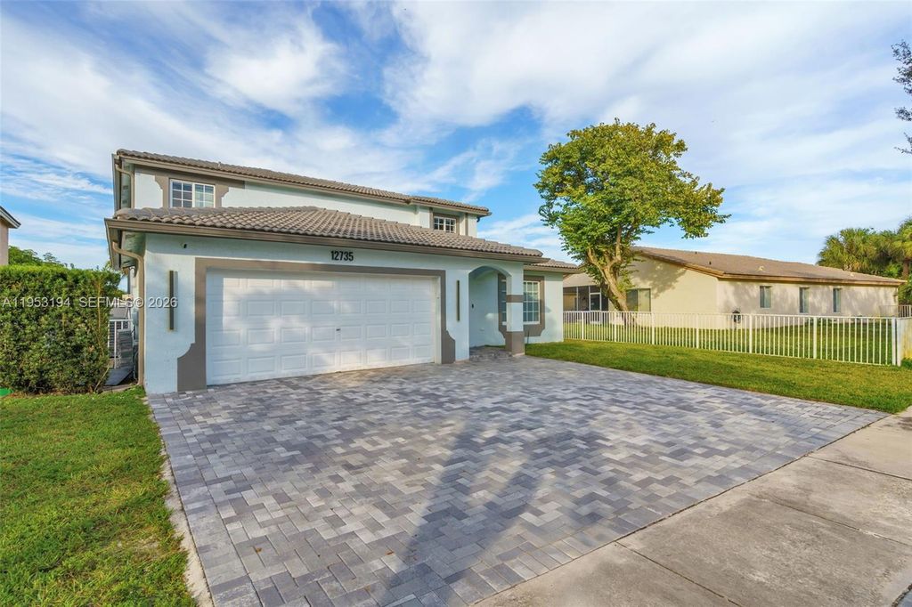 Photo of 12735 SW 47th St, Miramar, FL 33027 (MLS # A11953194)