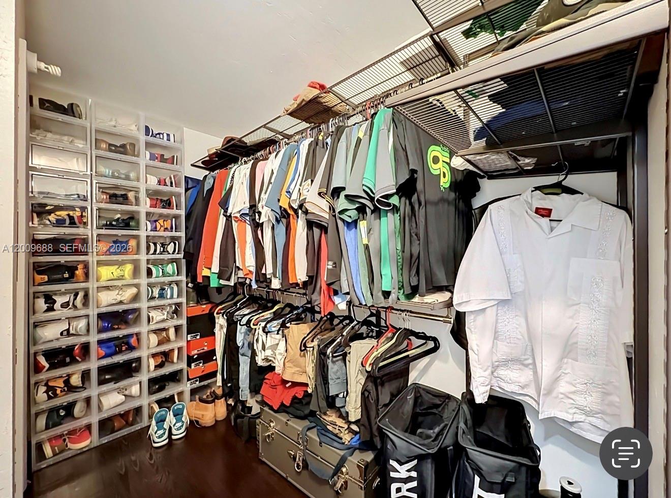 VILLAS OF SAINT LAURENT C - Residential