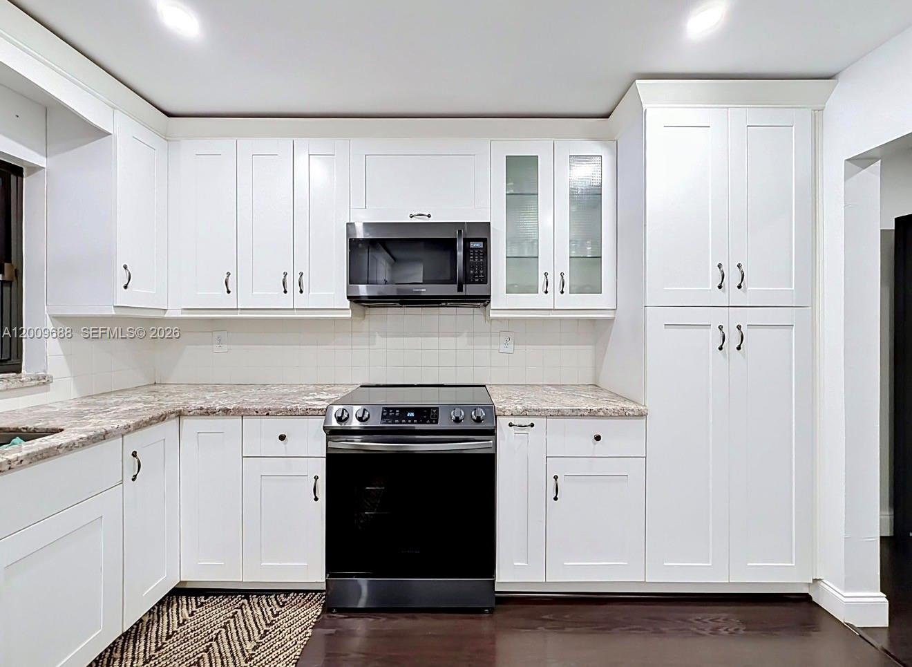 VILLAS OF SAINT LAURENT C - Residential