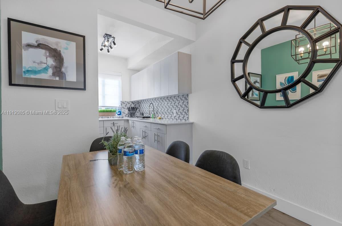 BEACH BAY SUB - Residential Lease