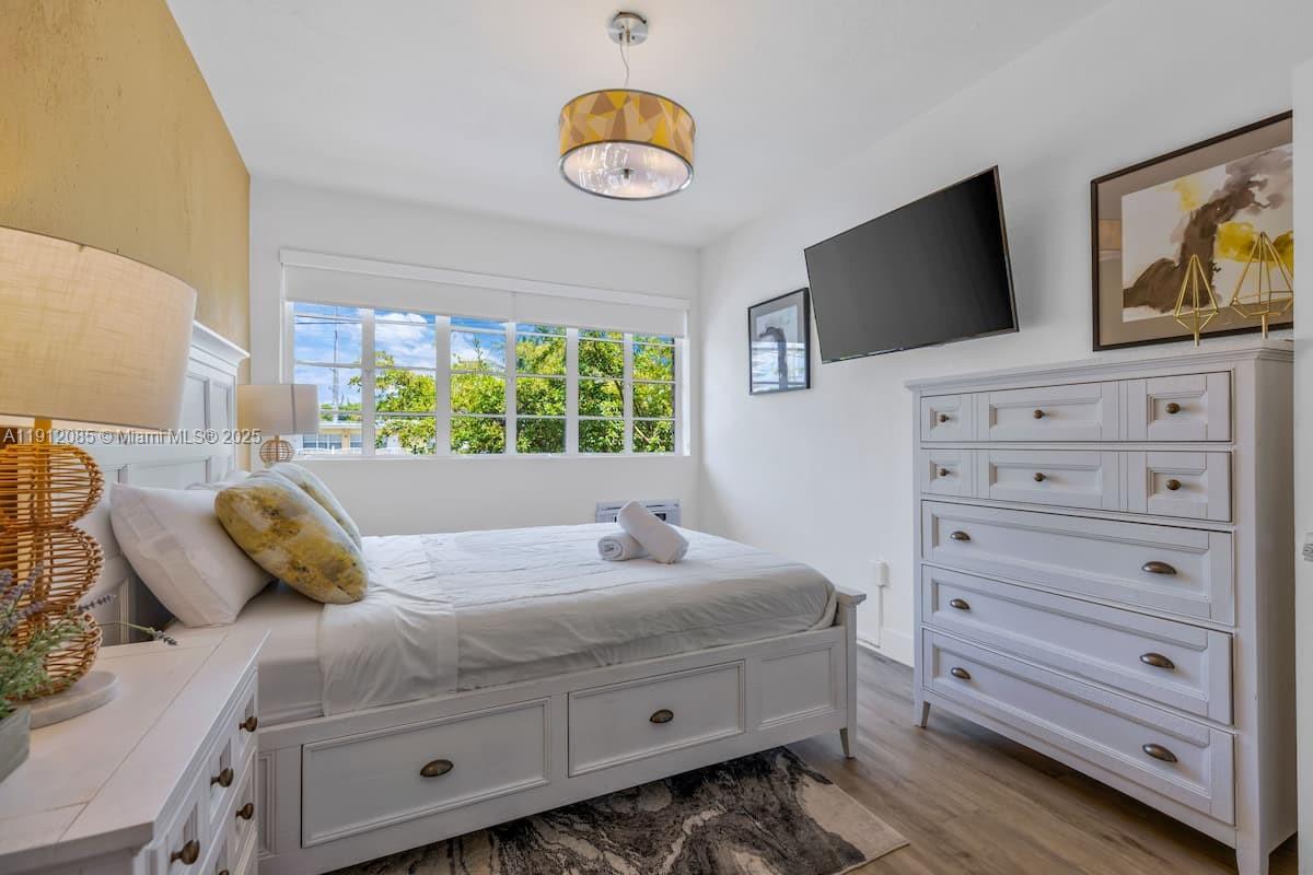 BEACH BAY SUB - Residential Lease