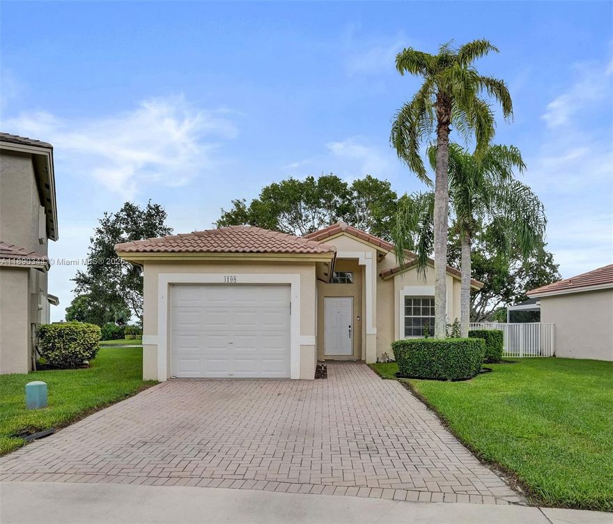 ** Discover this nicely renovated 3-bedroom, 2-bath one-story home with an additional office/den, perfectly situated on a peaceful CUL-DE-SAC with breathtaking LAKE views.**
** Features You'll Love:
Modern, renovated kitchen with new appliances and new kitchen cabinets
Porcelain tile floors throughout the living and kitchen areas
Freshly painted interior for a bright, clean look
Covered patio and neat garden area and Enjoy sunrise and full moon views over the lake 
Abundant parking for you and your guests
Save over $250/month with included Internet, cable, landscaping, and ADT security!
** Prime Location:
Near to Publix, Home Depot, and a variety of restaurants. Convenient school bus pickup/drop-off for top-rated elementary, middle, and high schools.