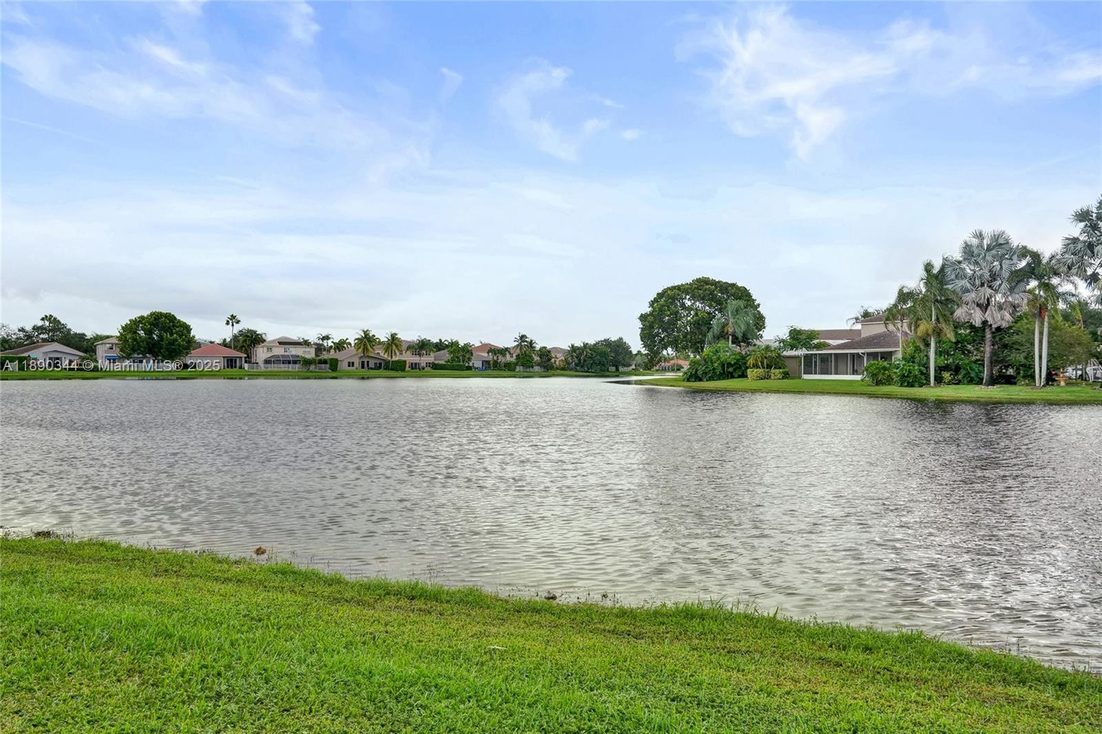SAPPHIRE SHORES-SAPPHIRE - Residential Lease