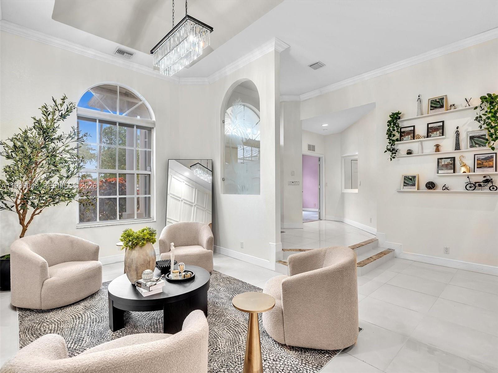 FEATHERTREE - Residential