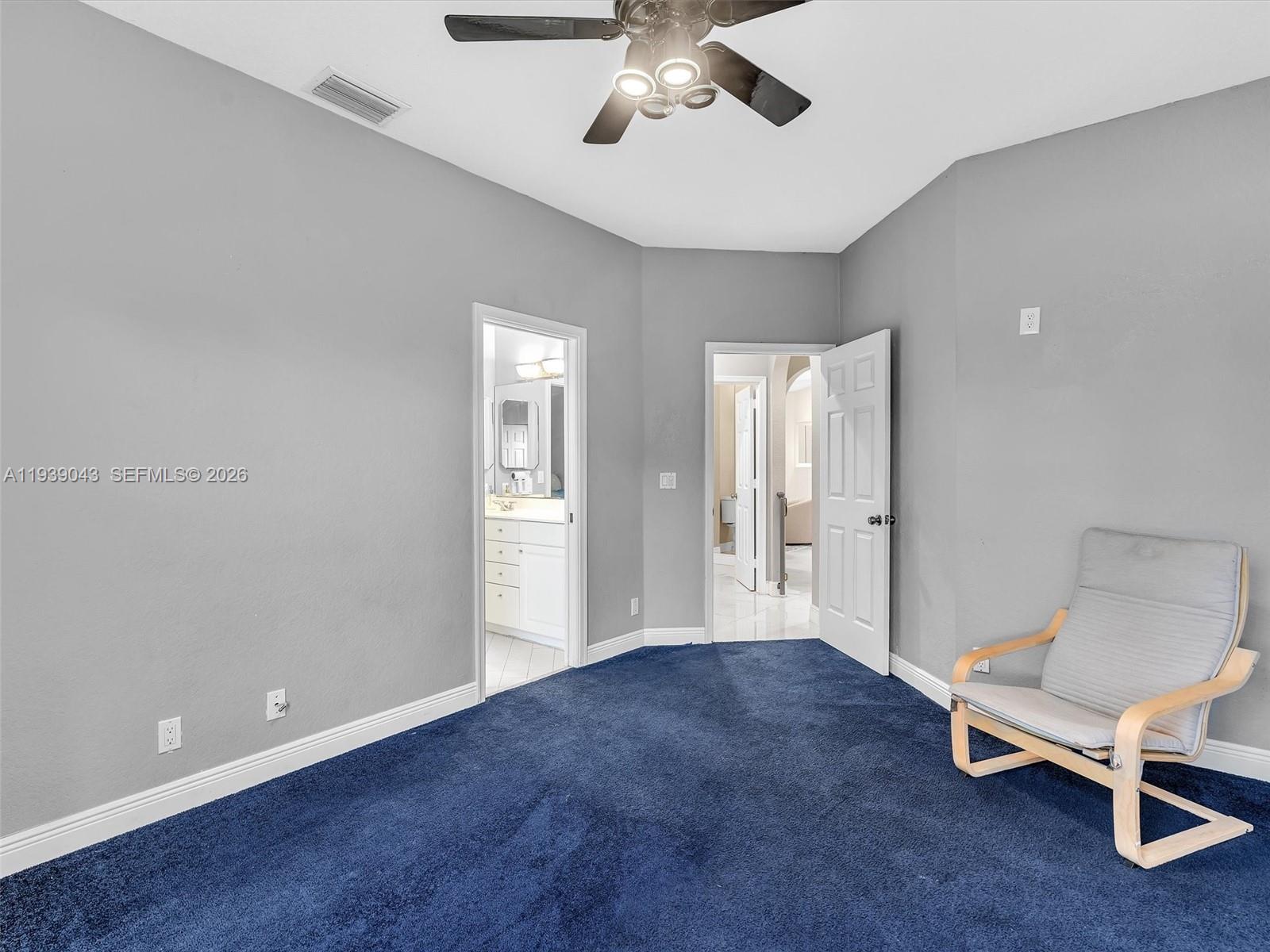 FEATHERTREE - Residential