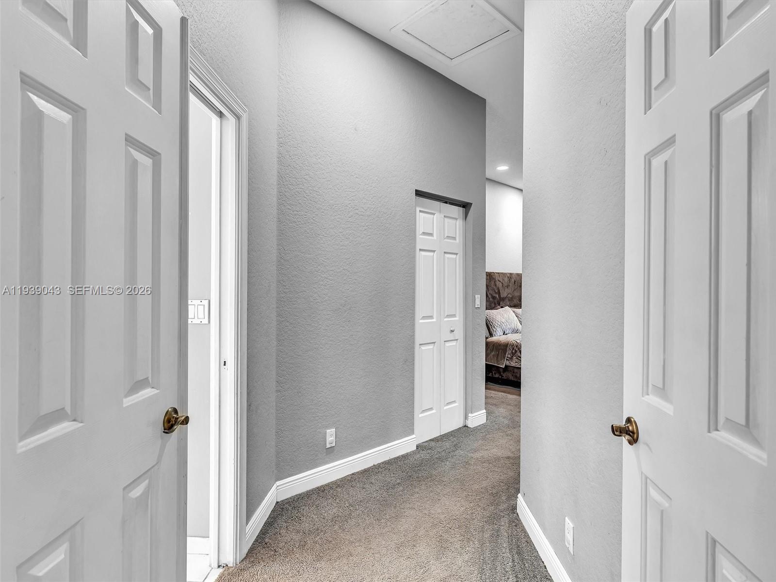 FEATHERTREE - Residential