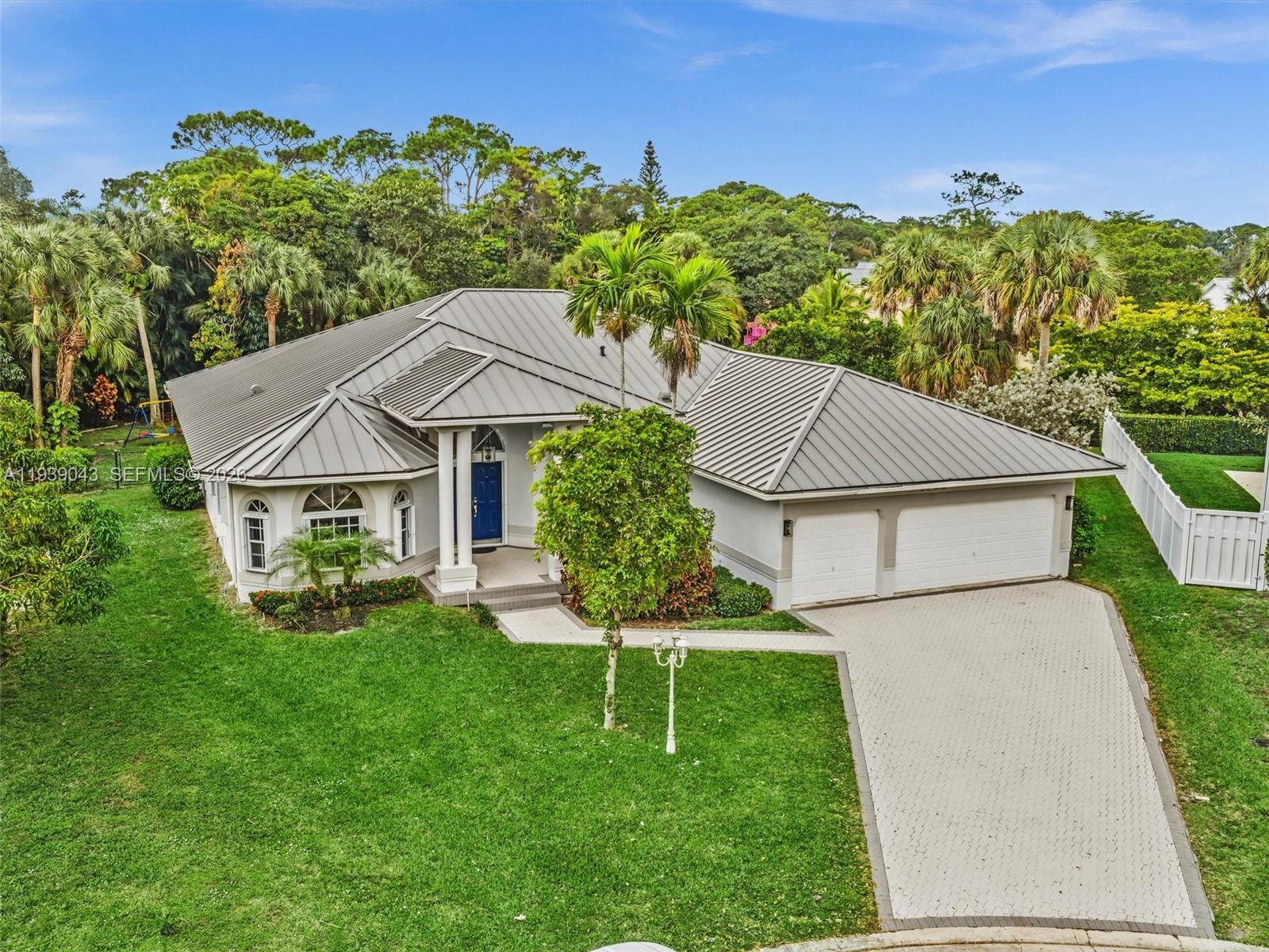 FEATHERTREE - Residential