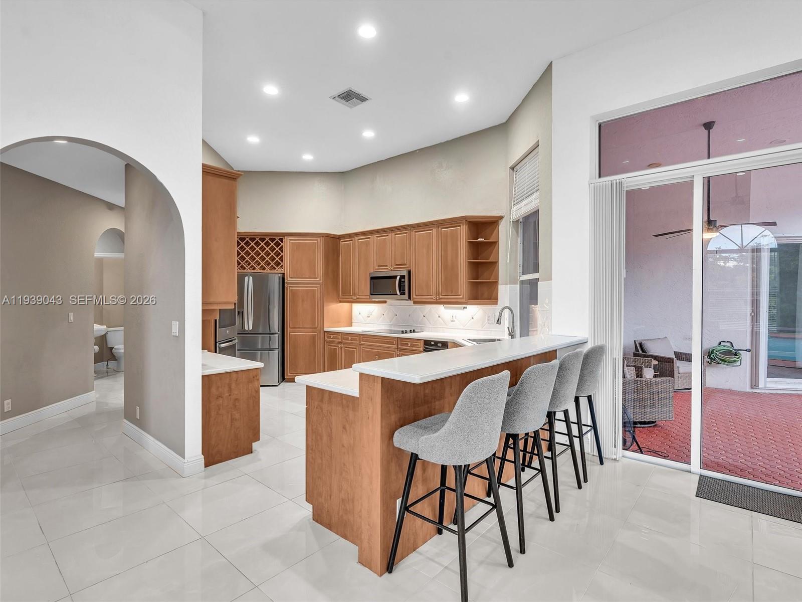 FEATHERTREE - Residential