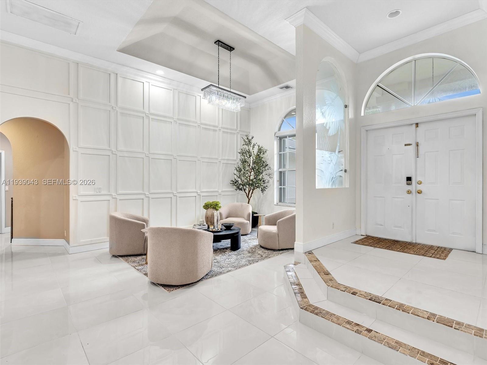 FEATHERTREE - Residential