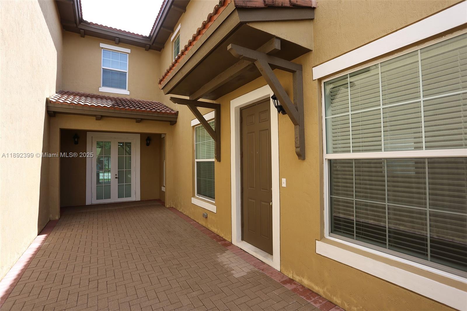 Cobblestone - Residential Lease