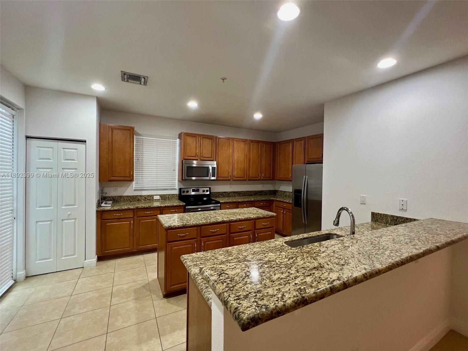 Cobblestone - Residential Lease