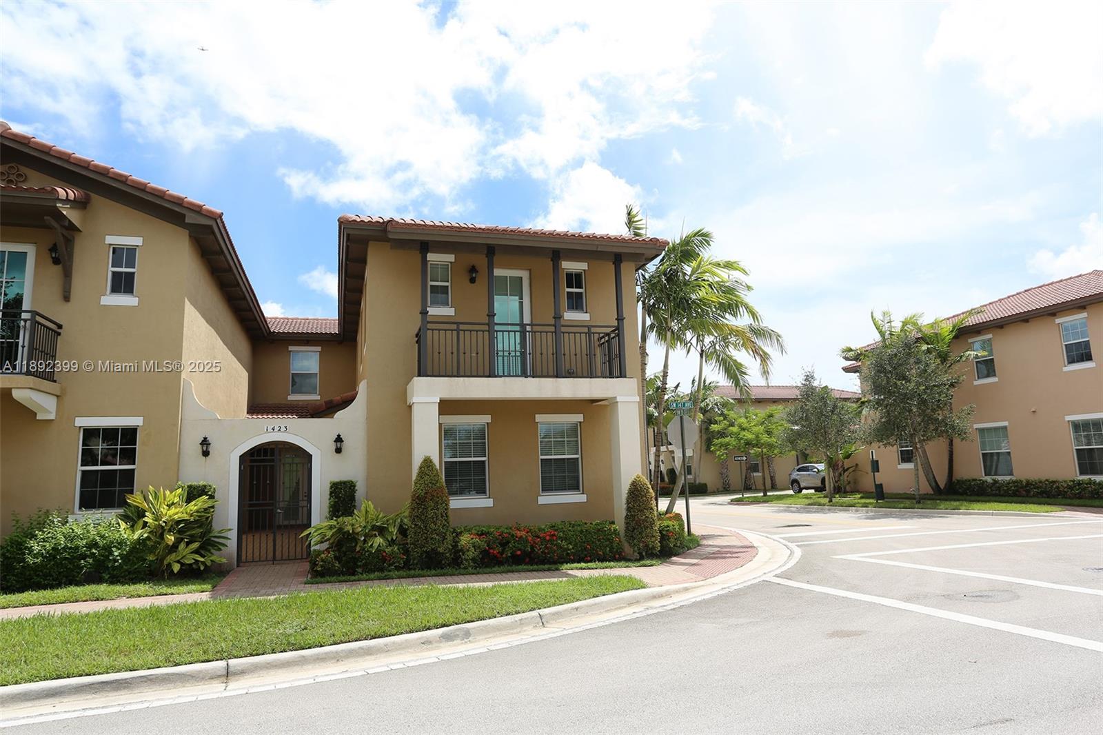 Beautiful and spacious Mediterranean style townhouse in Cobblestone featuring 3 bedrooms, 2.5 baths plus landing area with a private Patio. Upgrades include: Granite countertops in Kitchen and Baths. Upgraded Kitchen cabinetry,
porcelain title throughout 1st floor. 2-car garage. Cobblestone is a gated community for people of all ages. It offers a gym, pool & 2 child recreational areas. Best location in West Broward. Walking distance to restaurants, supermarkets and entertainment. Prefer NO PETS. Credit score must be at least 690. No smoking. Prefers no pets. Small animals accepted.
