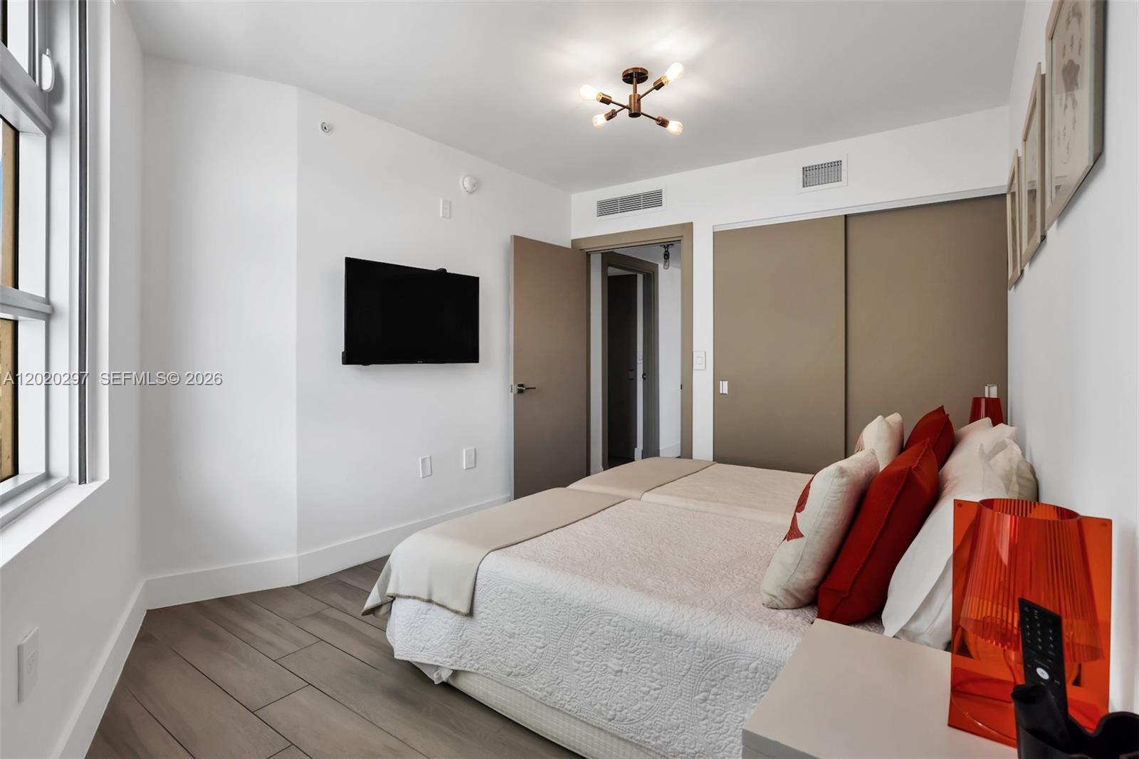 AMD PL OF 2ND OCEAN FRONT - Residential Lease
