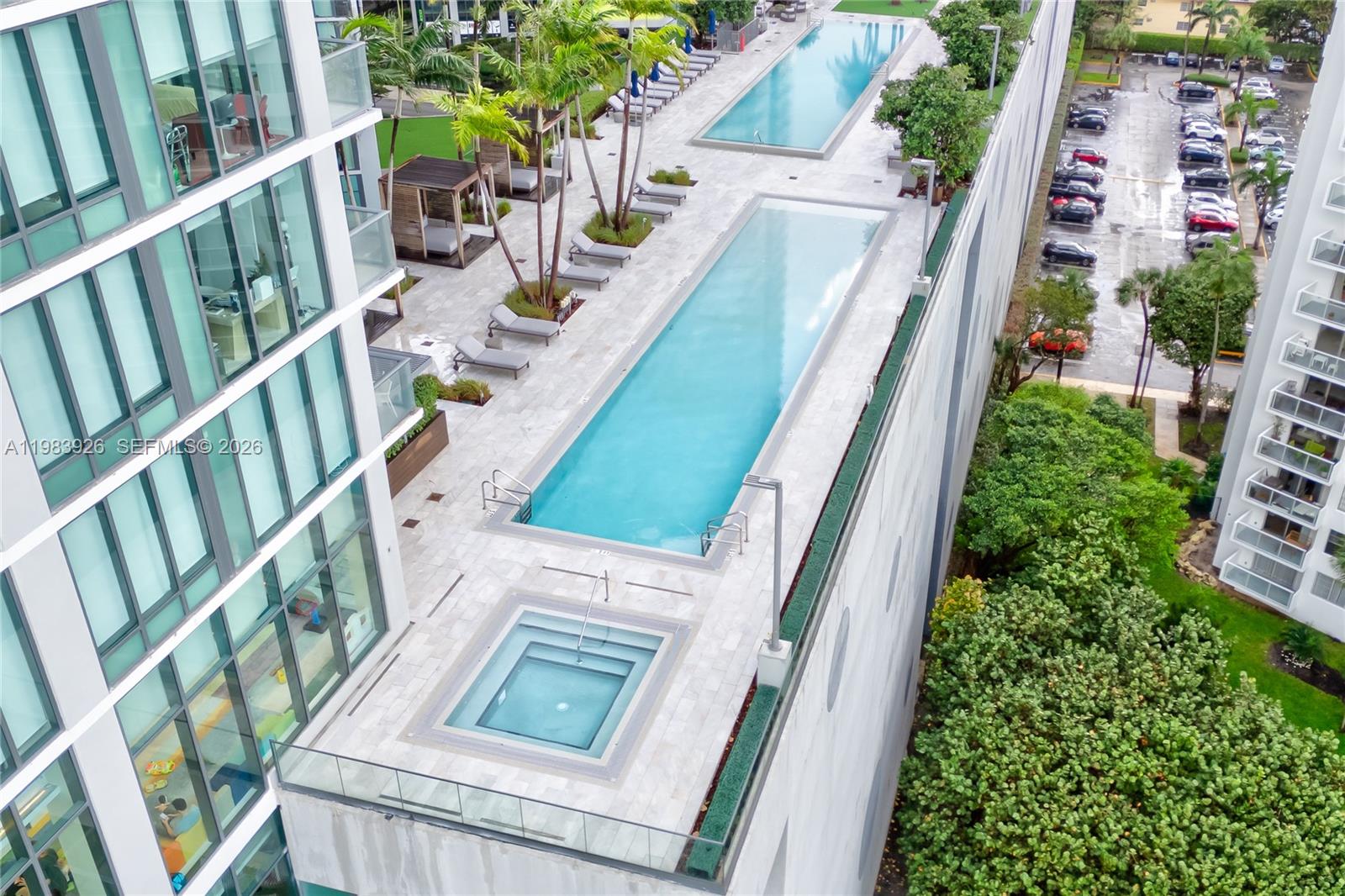 ONE PARAISO CONDO - Residential