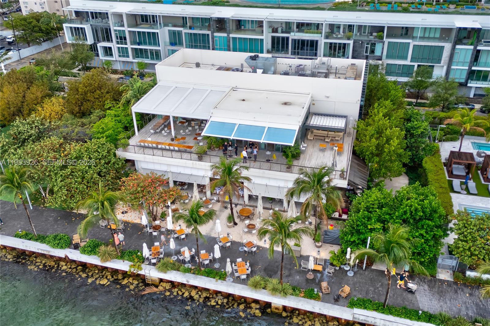 ONE PARAISO CONDO - Residential