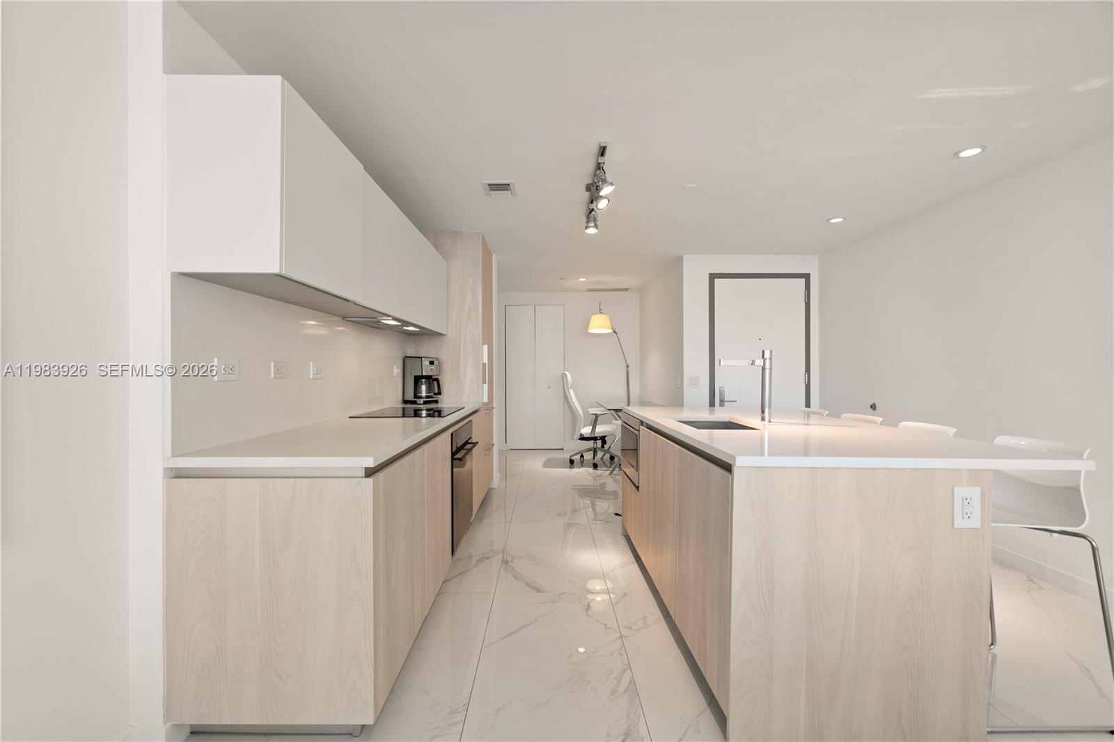 ONE PARAISO CONDO - Residential