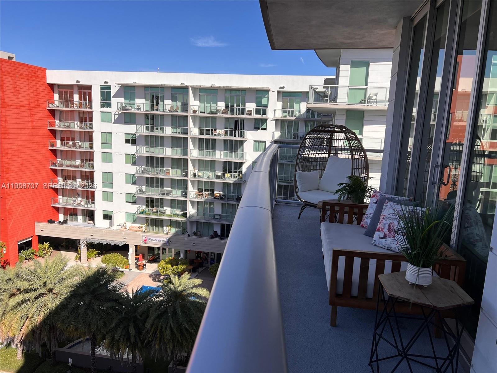 MIDTOWN DORAL CONDO 2 - Residential
