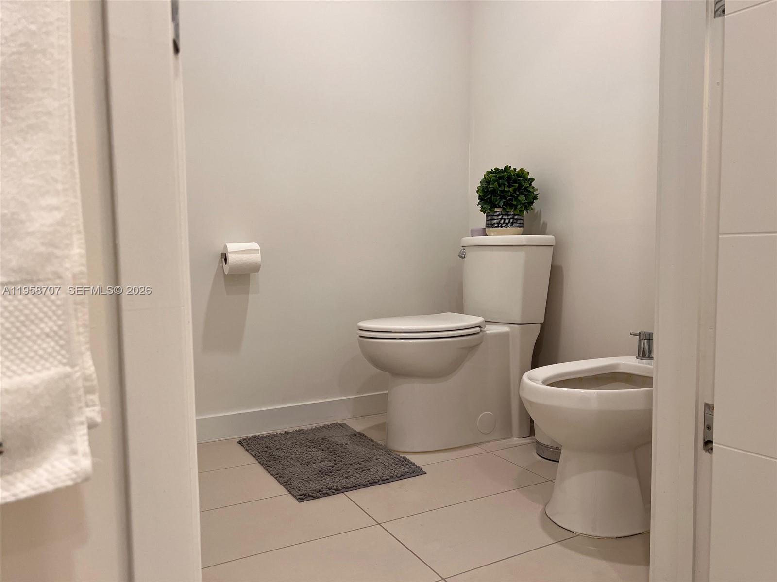 MIDTOWN DORAL CONDO 2 - Residential