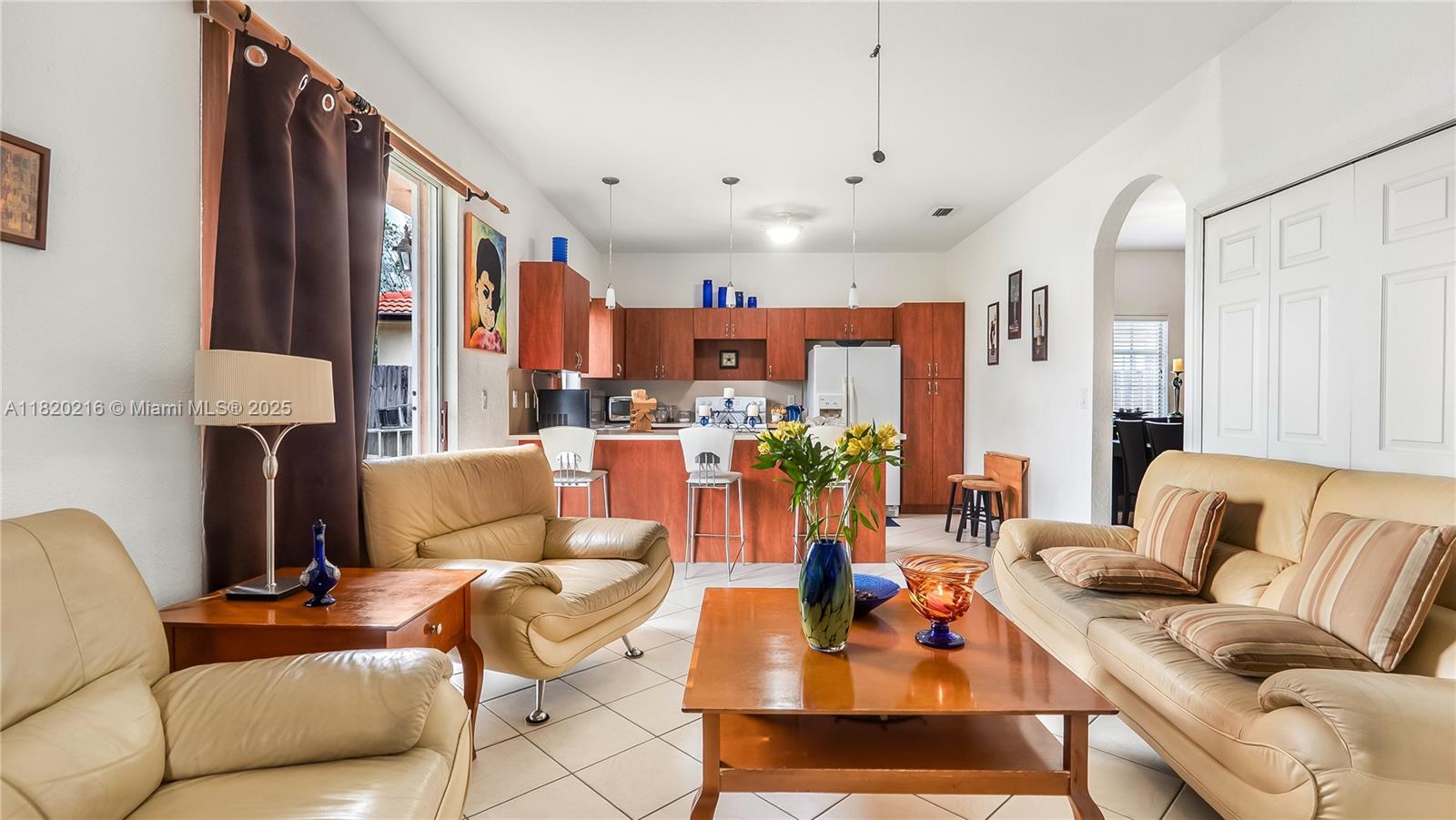 ROYALTON SUB - Residential