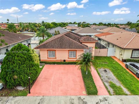 19730 NW 78th Path Hialeah FL 33015