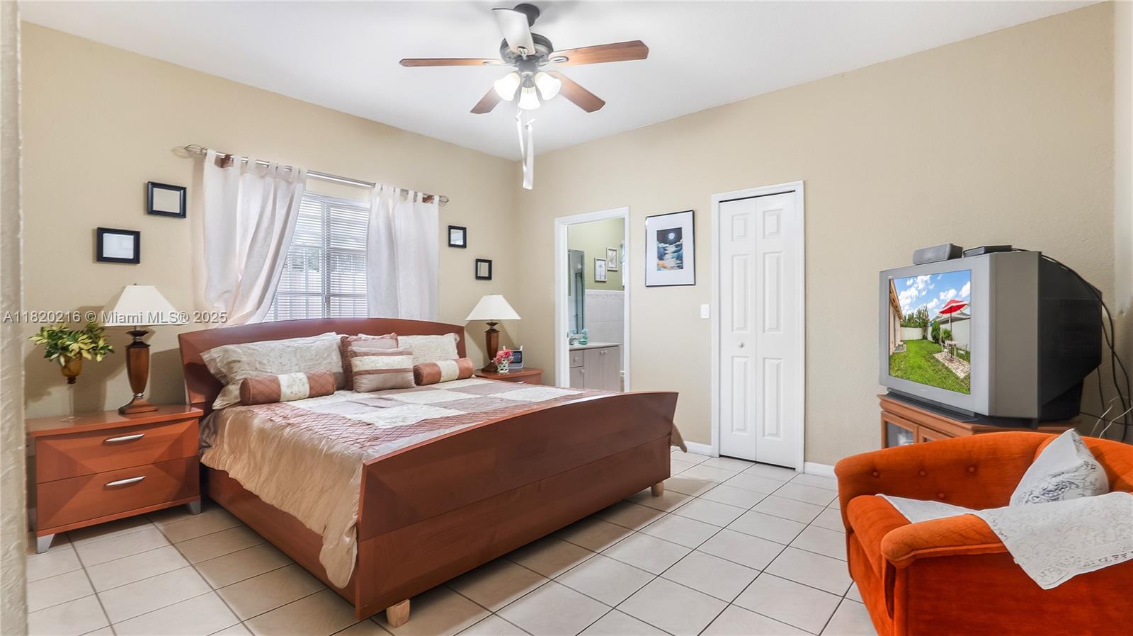 ROYALTON SUB - Residential