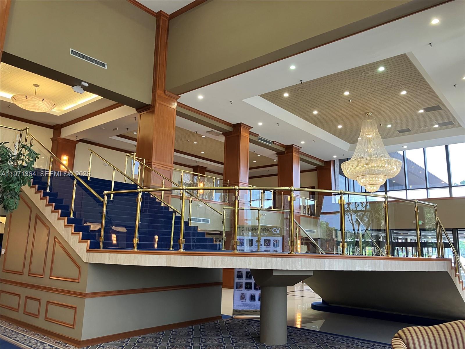 KINGSLEY AT CENTURY VILLA - Residential