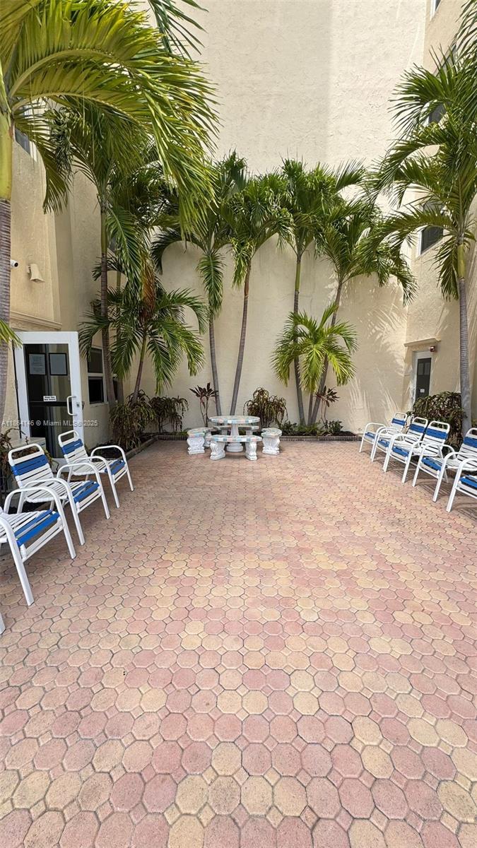VICTORIA PARK TOWER CONDO - Residential Lease