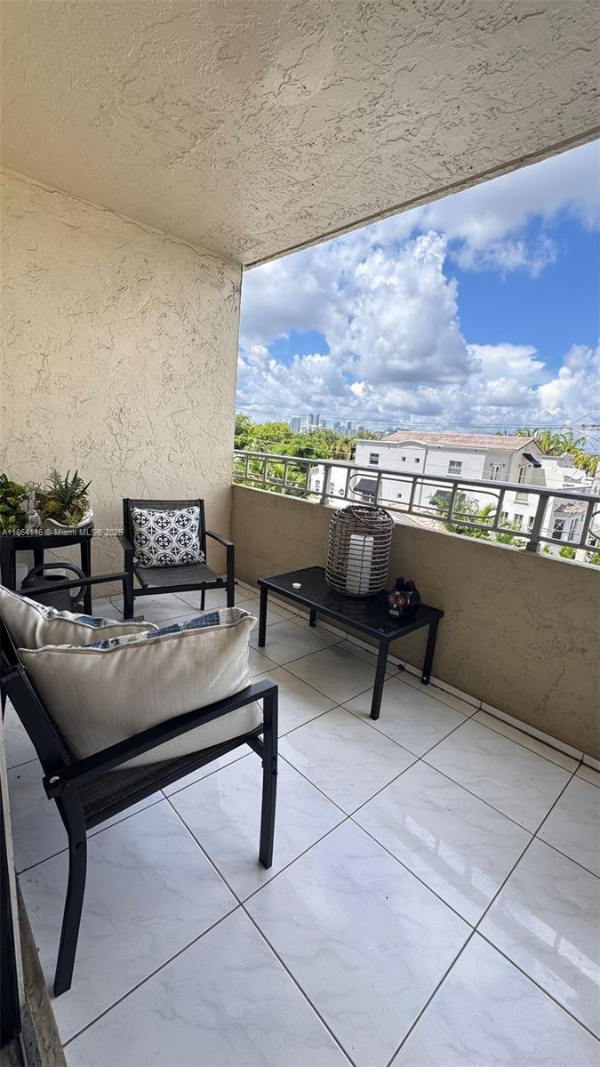 VICTORIA PARK TOWER CONDO - Residential Lease