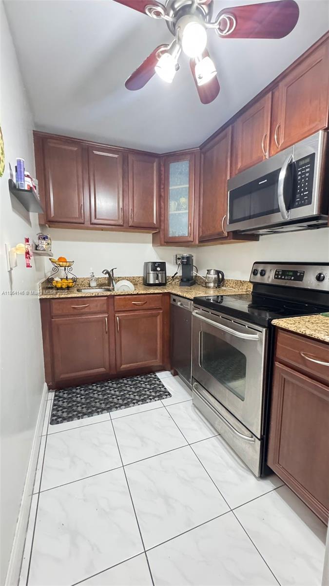 VICTORIA PARK TOWER CONDO - Residential Lease