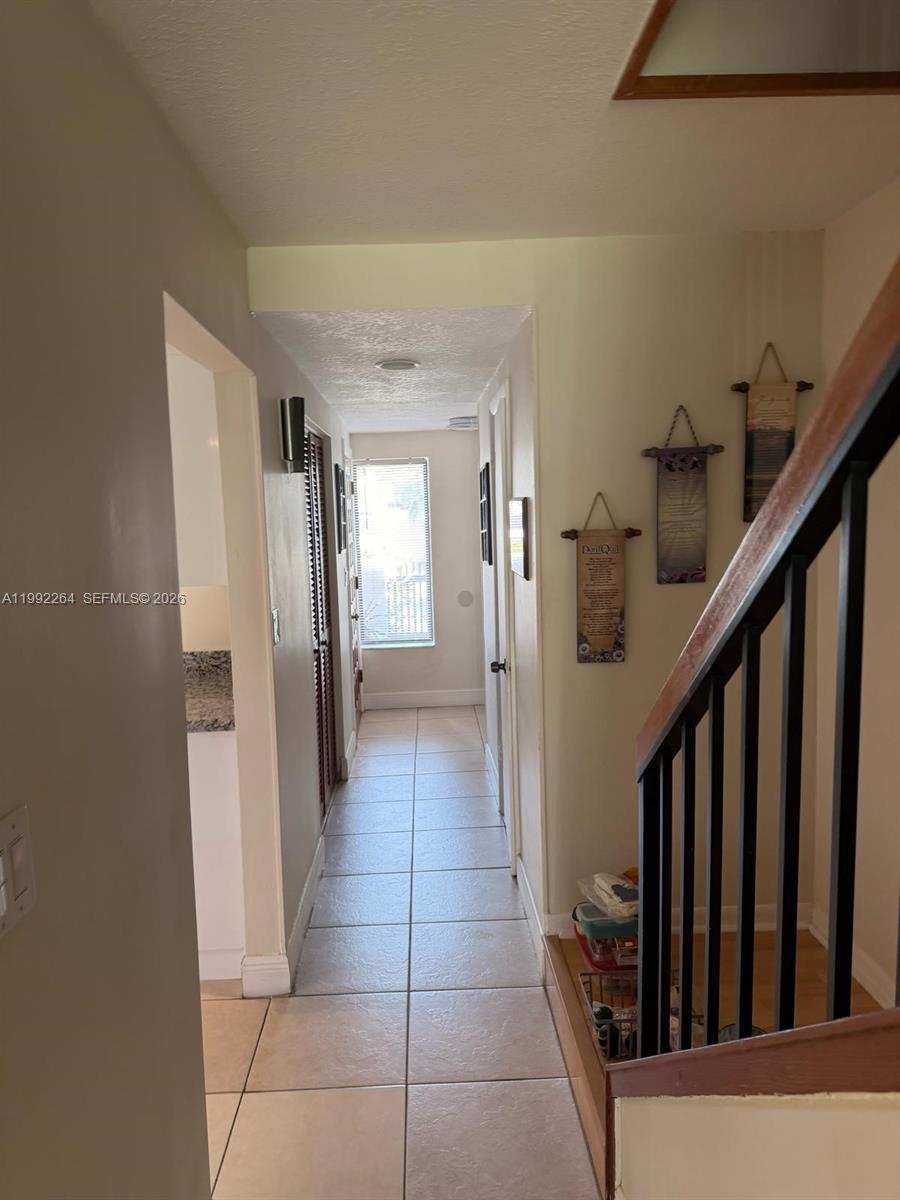 VILLAS OF AMBERWOOD CONDO - Residential