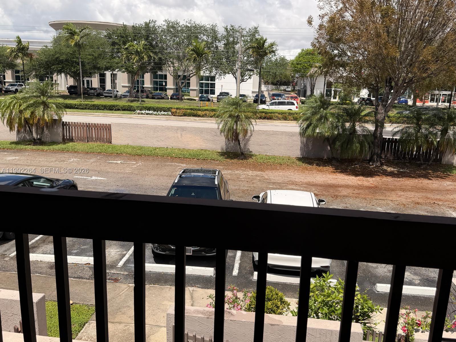 VILLAS OF AMBERWOOD CONDO - Residential