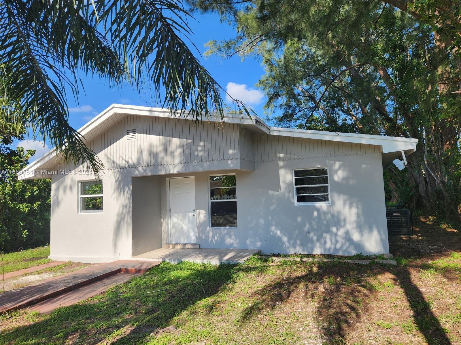 11220 NW 15th Ct 0