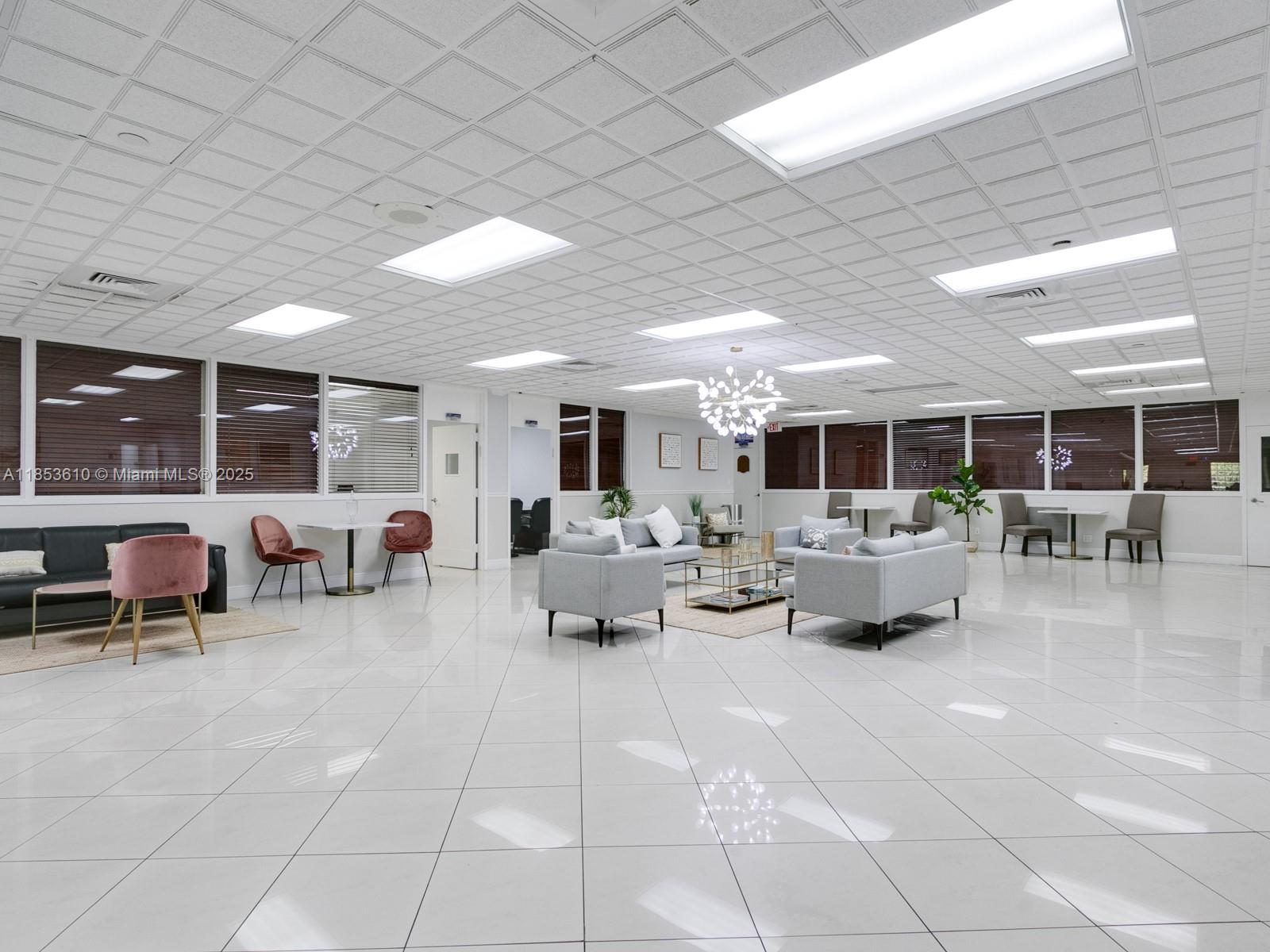 2801 Greene St Suite 1