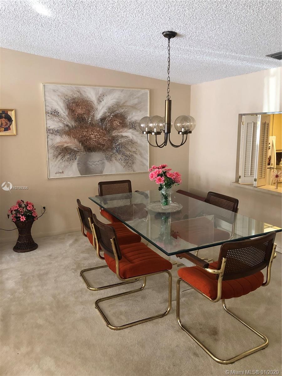 CREEKSIDE VILLAS SEC TWO - Residential