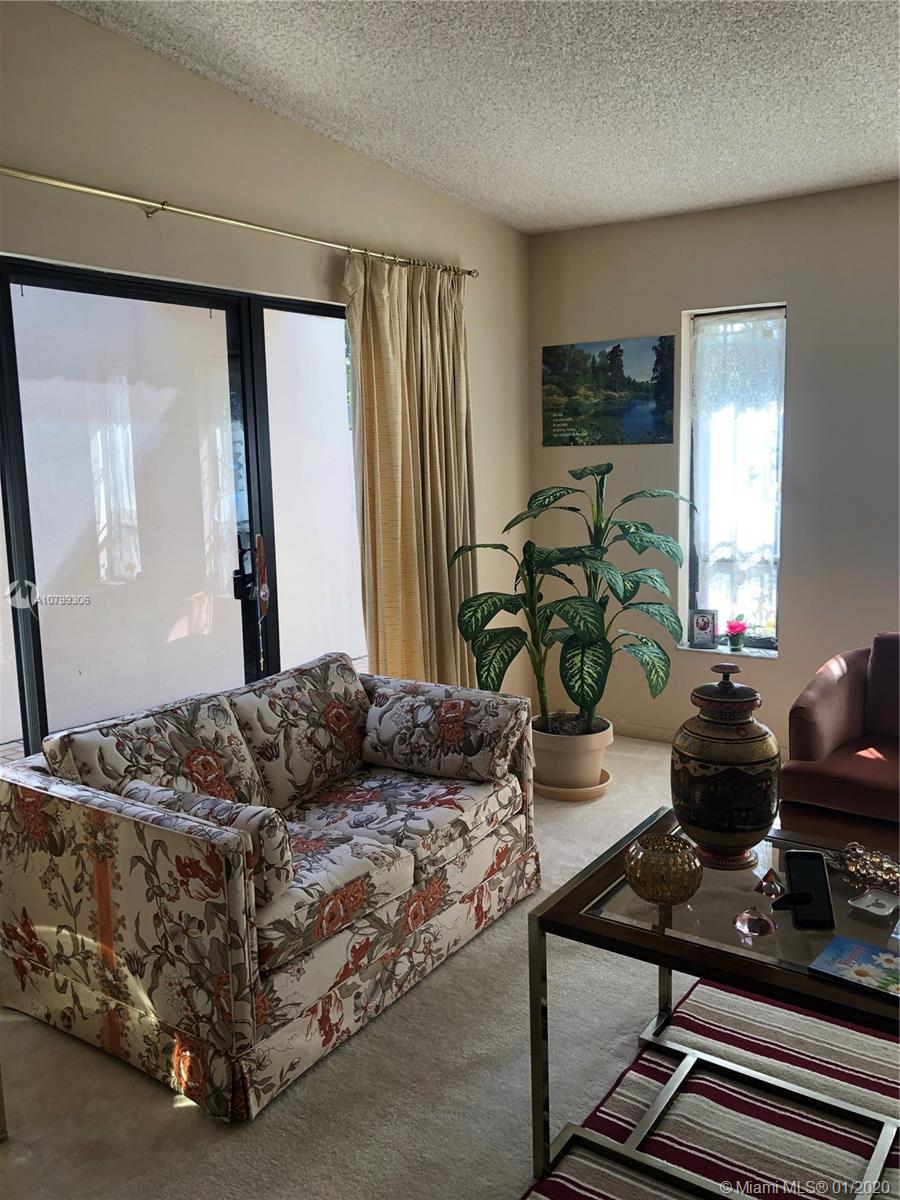 CREEKSIDE VILLAS SEC TWO - Residential