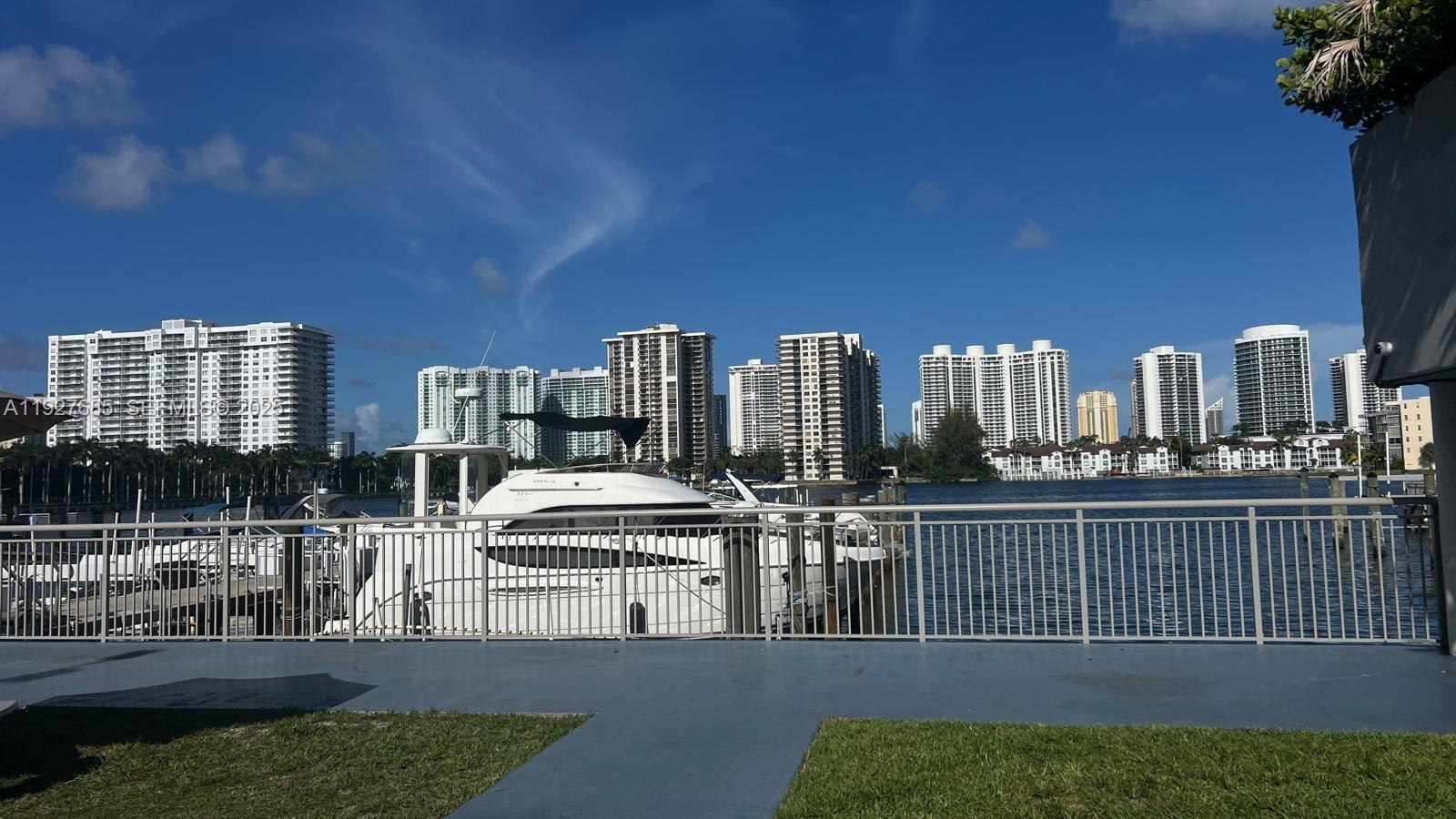 DEL PRADO MARINA - Residential Lease