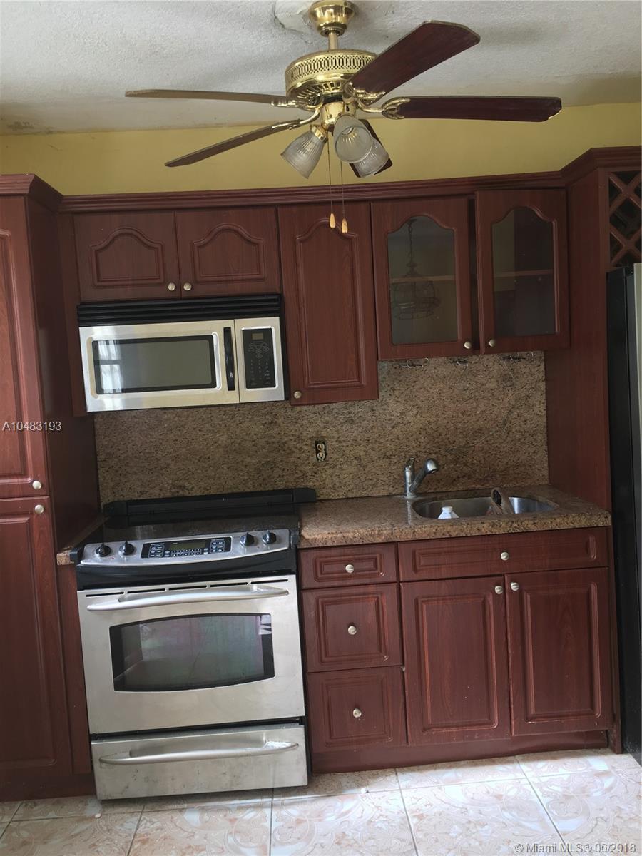 GOLF ESTATES - Residential