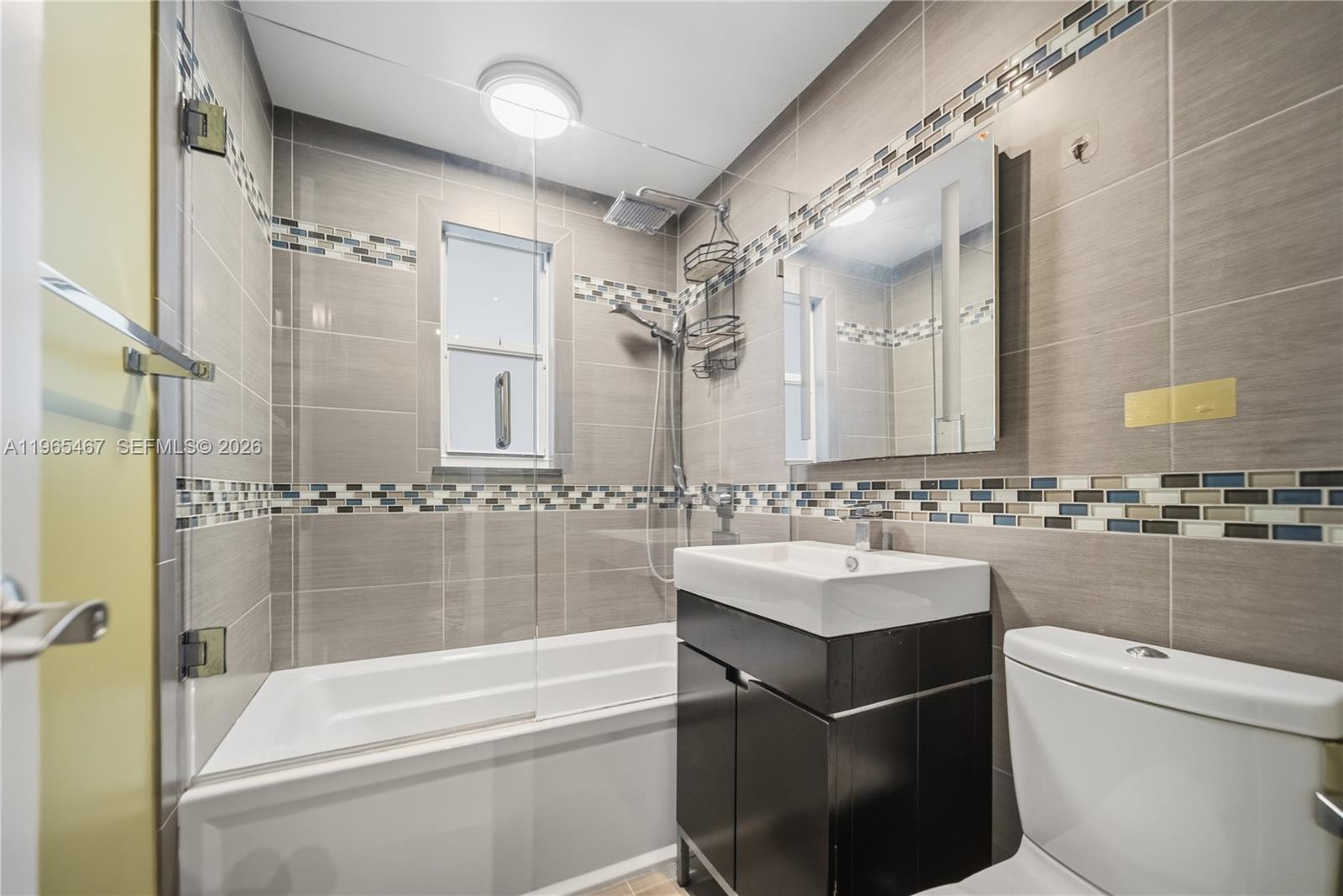 ISLAND POINT SOUTH CONDO - Residential