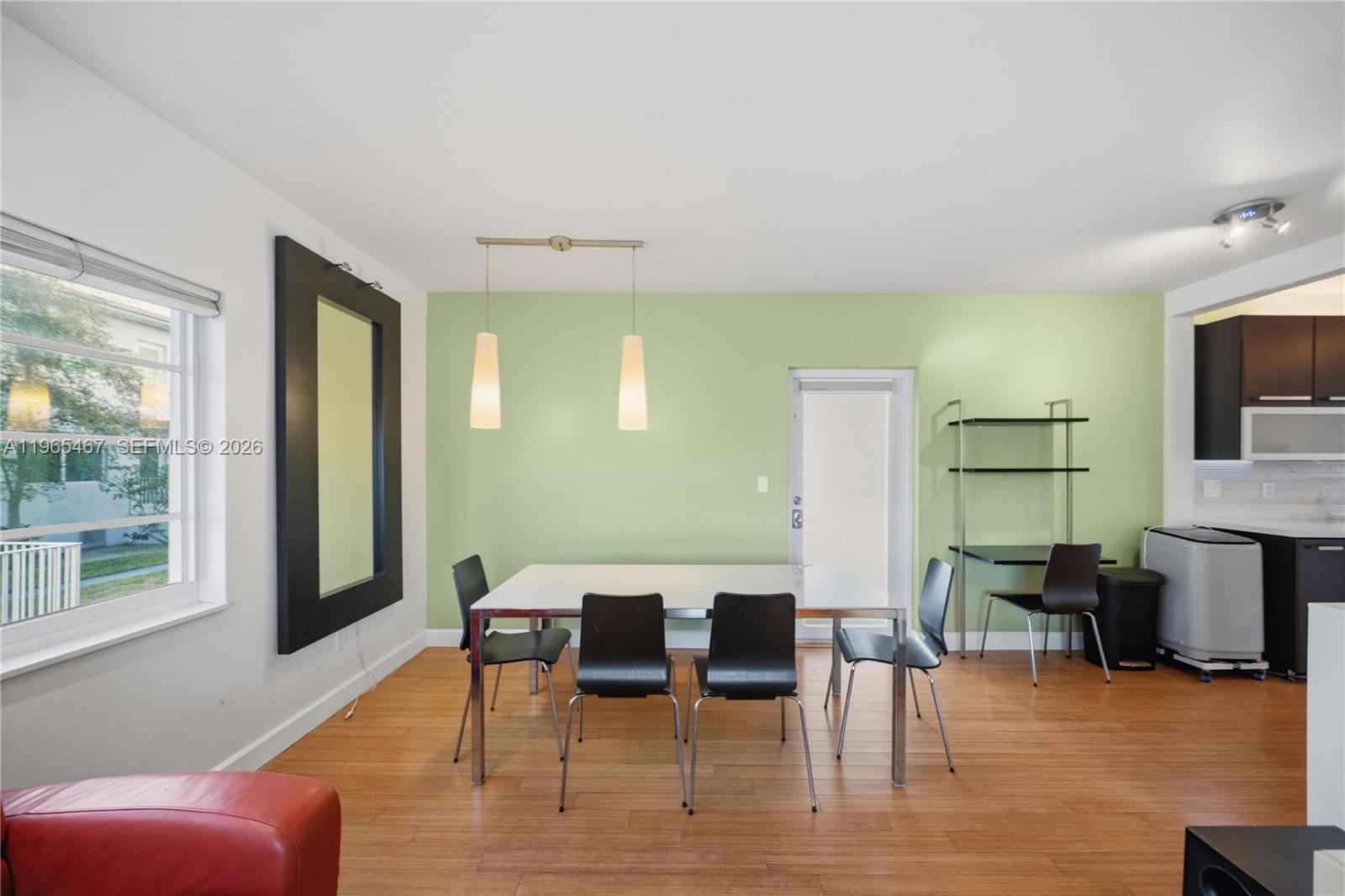 ISLAND POINT SOUTH CONDO - Residential