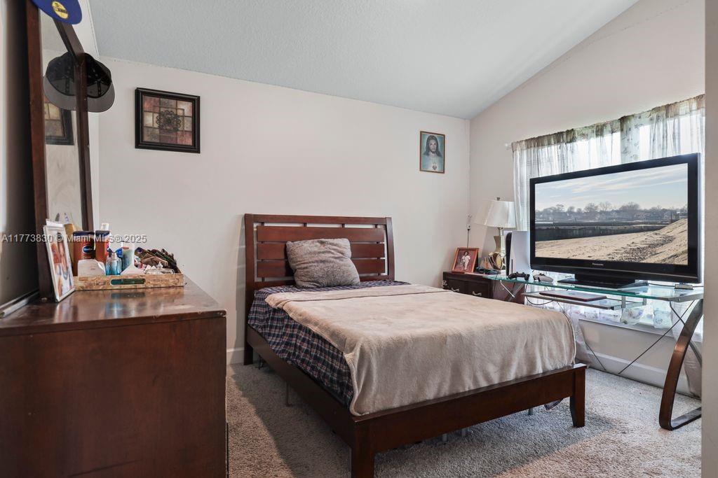 WATERSTONE PHASE THREE - Residential