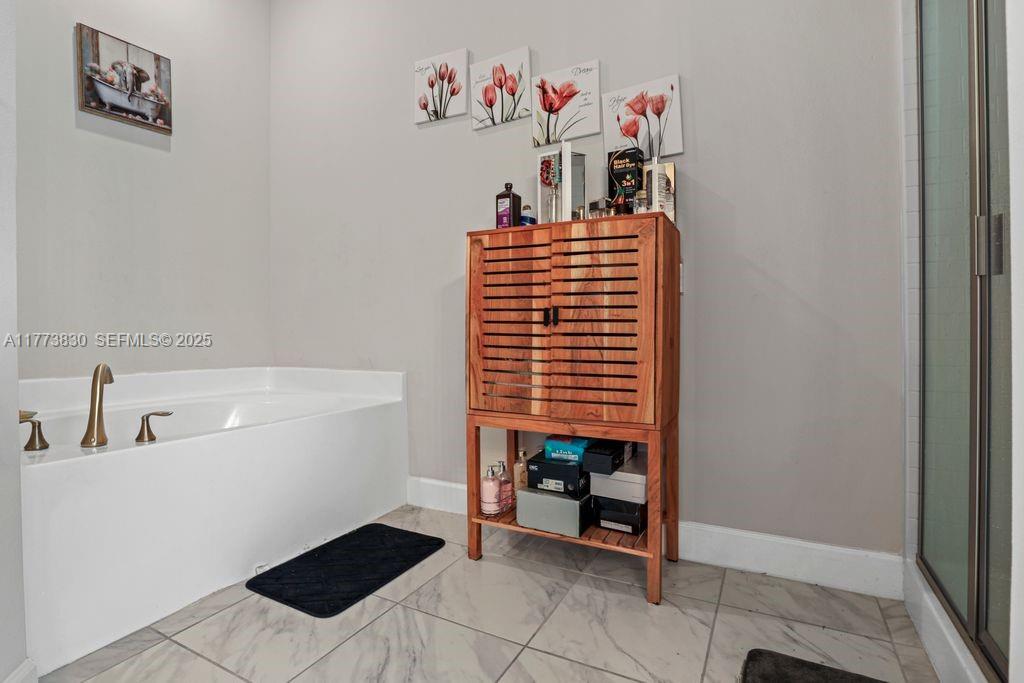 WATERSTONE PHASE THREE - Residential