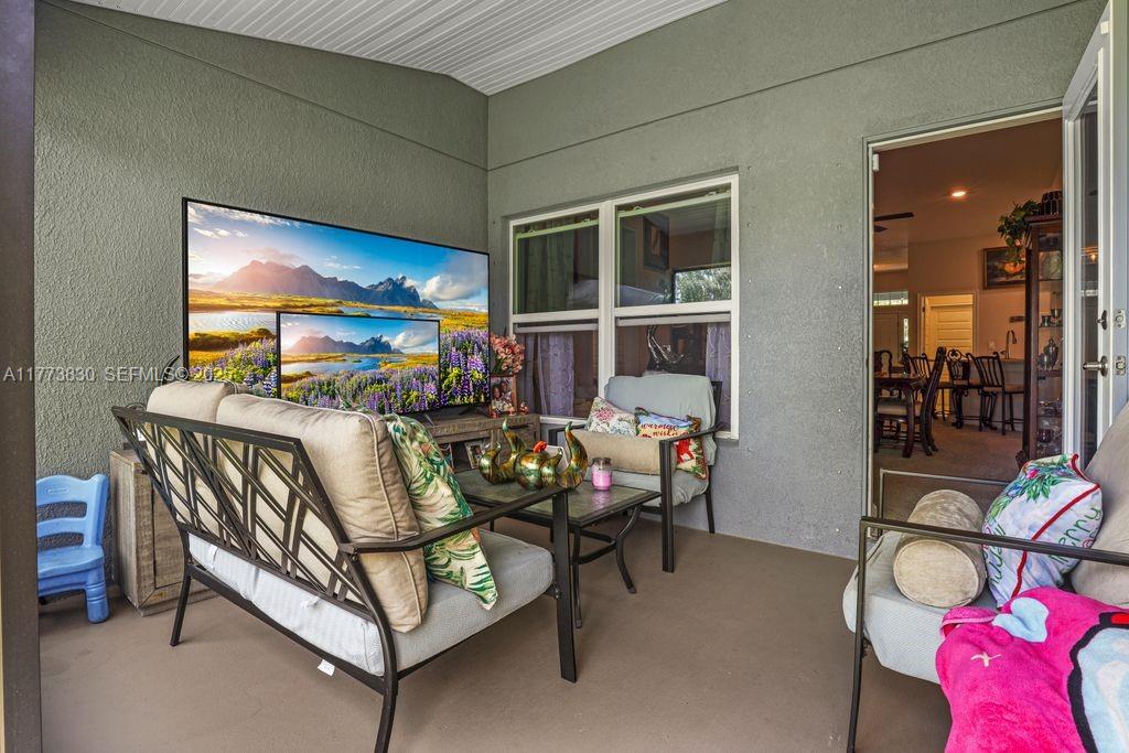 WATERSTONE PHASE THREE - Residential