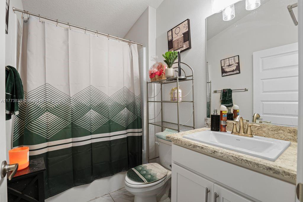 WATERSTONE PHASE THREE - Residential