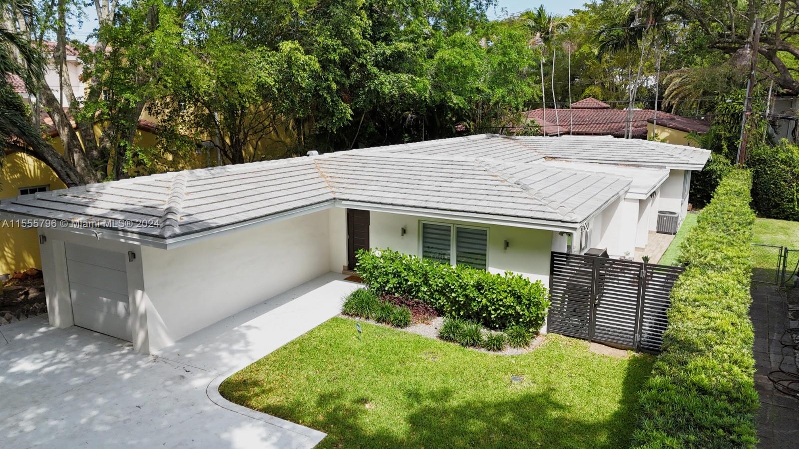 Property for Sale at 129 Cadima Ave, Coral Gables, Broward County, Florida - Bedrooms: 3 
Bathrooms: 2  - $1,499,000