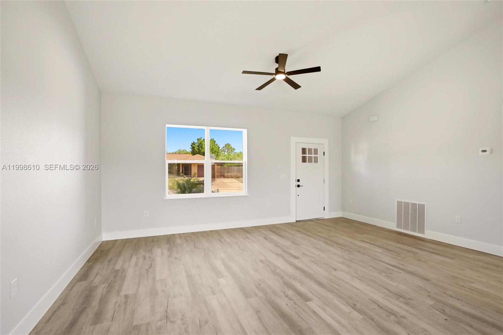 Leisure Lakes - Residential